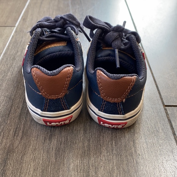Toddler Levi’s shoes - Picture 4 of 7
